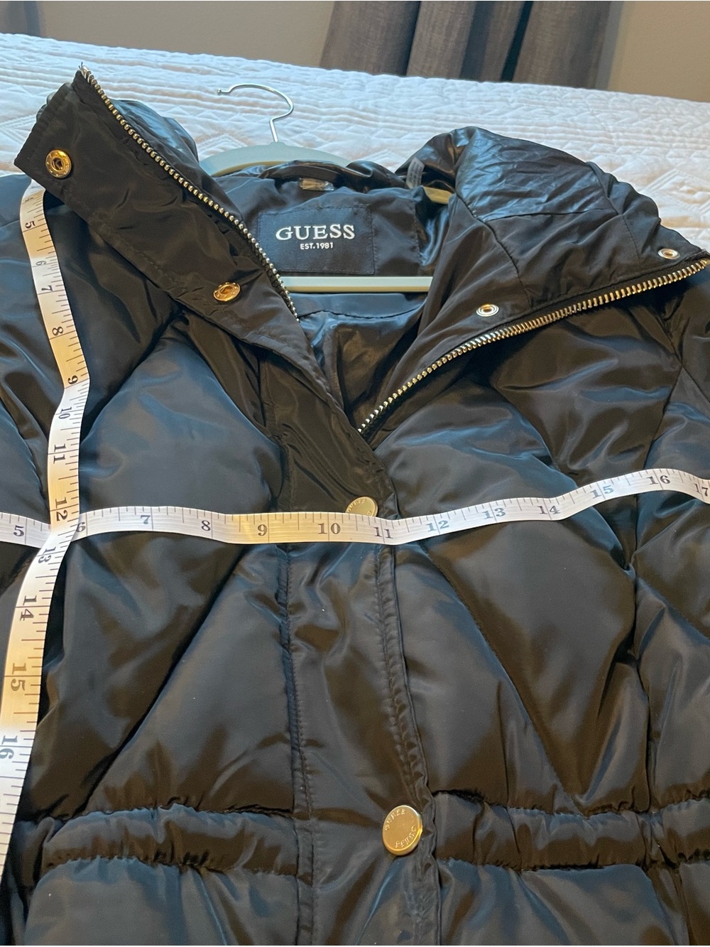 Gorgeous NWOT ❤️GUESS Black Quilted Hooded Puffer - Picture 8 of 13